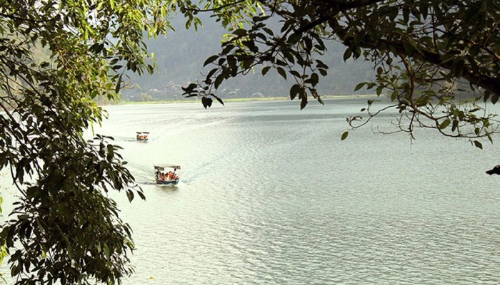 Hồ Ba Bể
